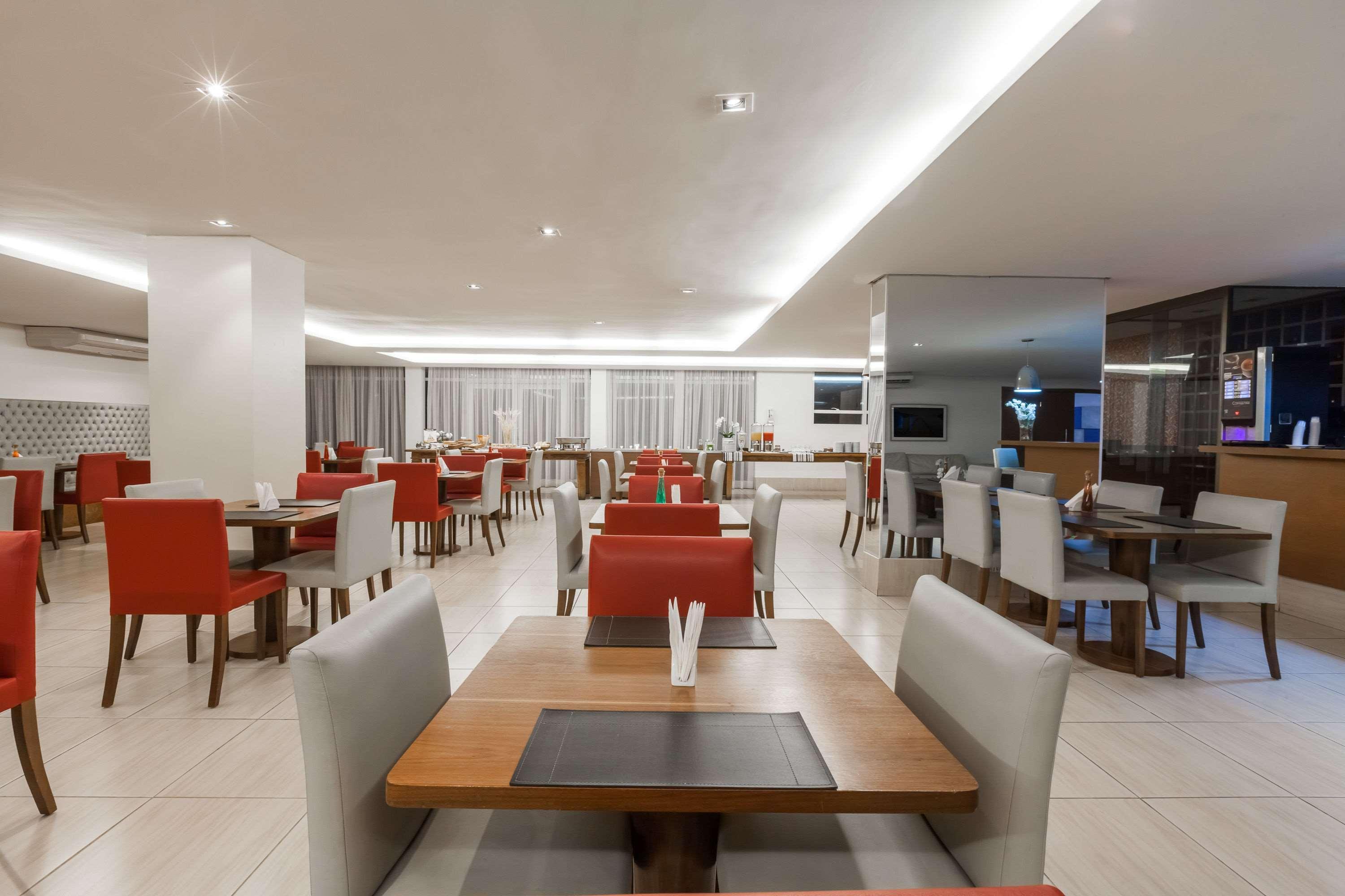 Ramada Hotel & Suites Campos Pelinca Campos dos Goytacazes Bagian luar foto