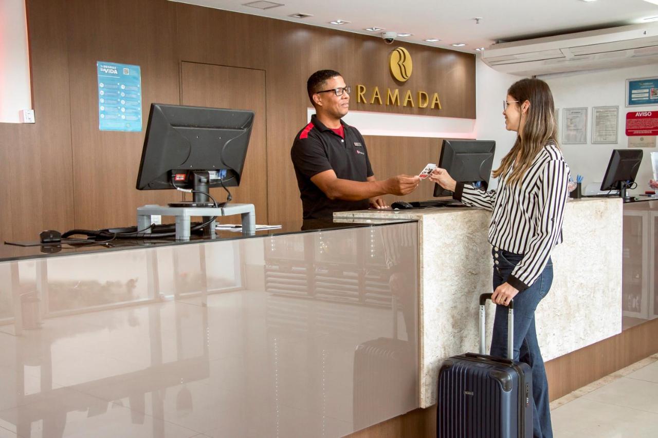 Ramada Hotel & Suites Campos Pelinca Campos dos Goytacazes Bagian luar foto