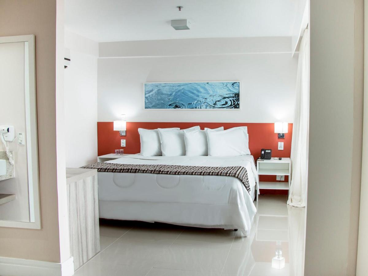 Ramada Hotel & Suites Campos Pelinca Campos dos Goytacazes Bagian luar foto
