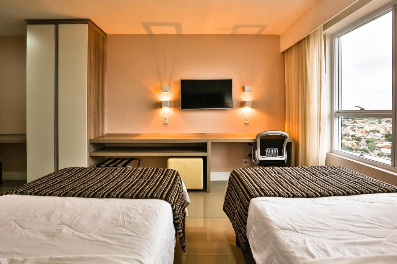 Ramada Hotel & Suites Campos Pelinca Campos dos Goytacazes Bagian luar foto