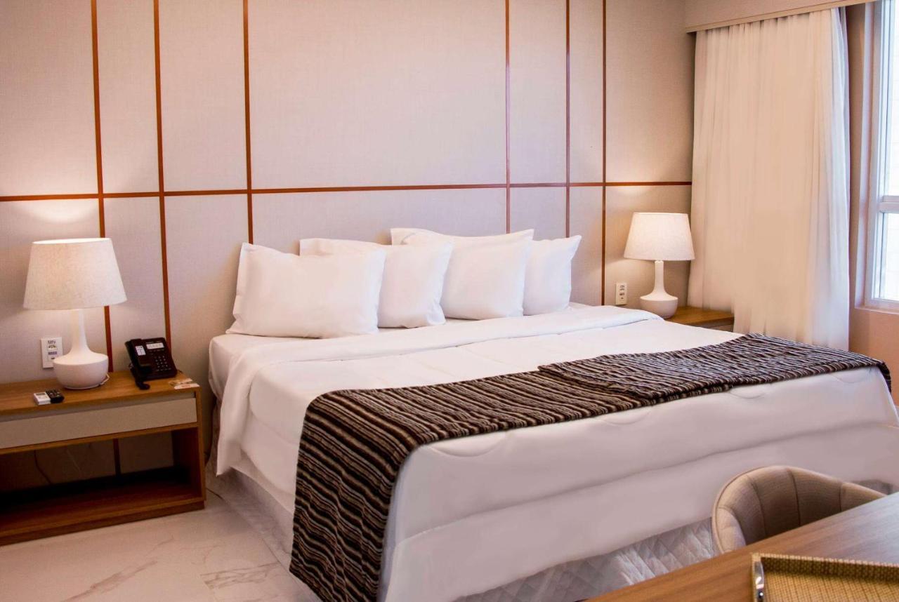 Ramada Hotel & Suites Campos Pelinca Campos dos Goytacazes Bagian luar foto