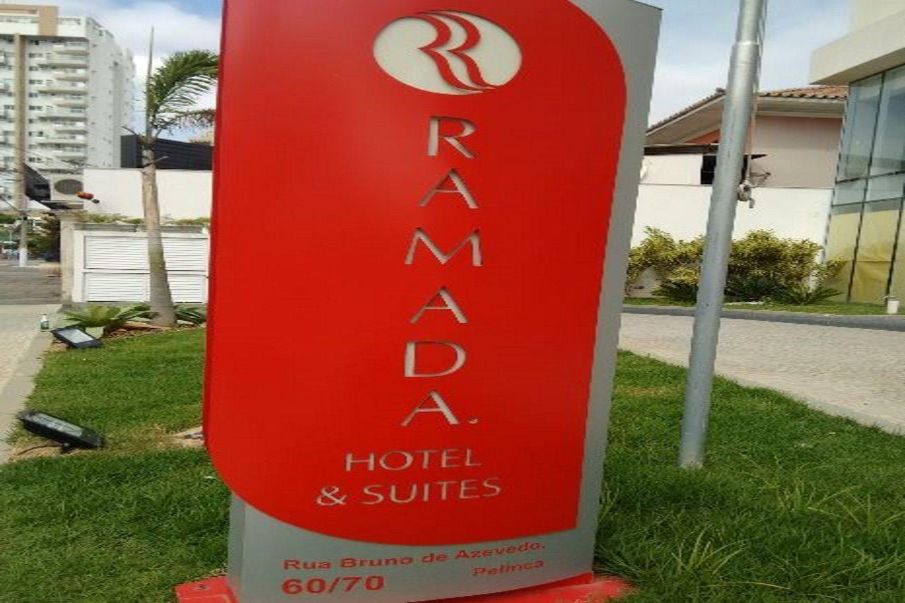 Ramada Hotel & Suites Campos Pelinca Campos dos Goytacazes Bagian luar foto